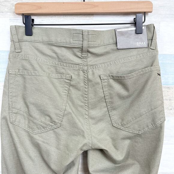 BRAX Chuck Hi Flex Jeans Green Slim Straight Leg Lightweight Stretch Mens 32x34 - Picture 5 of 10